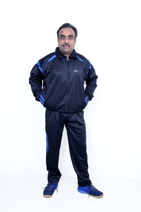 Henco Regular Fit Track Suit: Ideal for various sports and fitness activities, suitable for all genders and sizes.