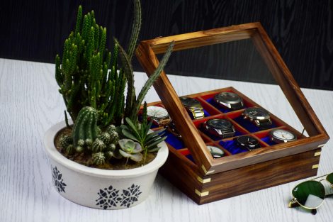 Royal Craft Expertise wooden watch box, a luxurious wrist watch display case for men and women. Perfect gift for Diwali, Christmas, and Valentine’s Day.