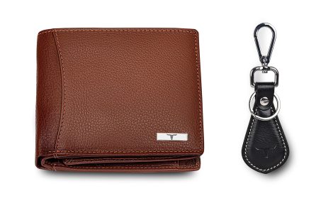 URBAN FOREST Oliver Redwood Wallet & Black Keychain Combo Gift Set for Stylish Indian Men.